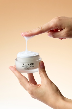 Blithe, Сыворотка спрессованная увлажняющая «Бархатный Ямс», 27 мл